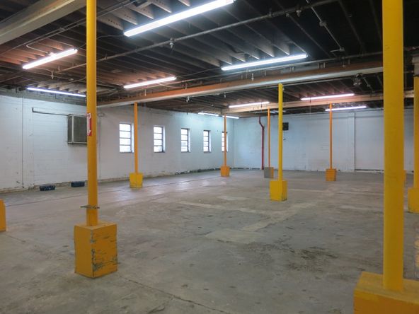 Commercial Buildings & Land: 2000 North Main Street, Hazard, KY 41701